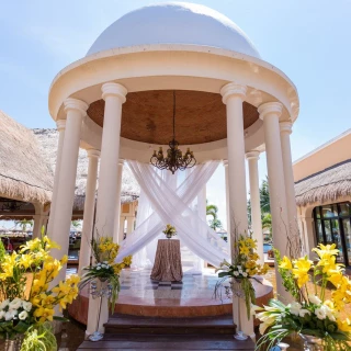 Wedding Gazebo Venue at Dreams Sapphire Resort and Spa