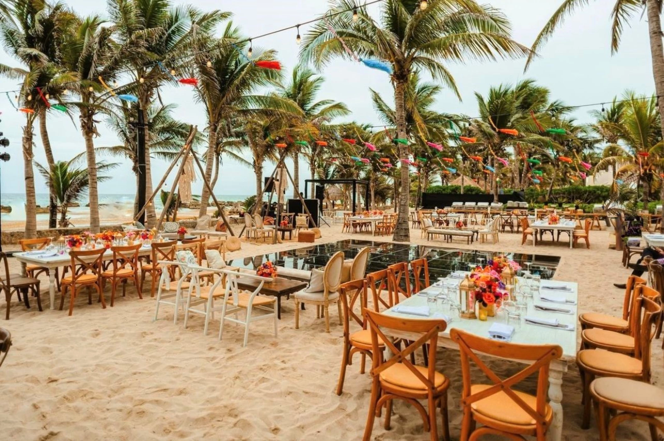 Fuentes Beach Gazebo venue at El Dorado Resort