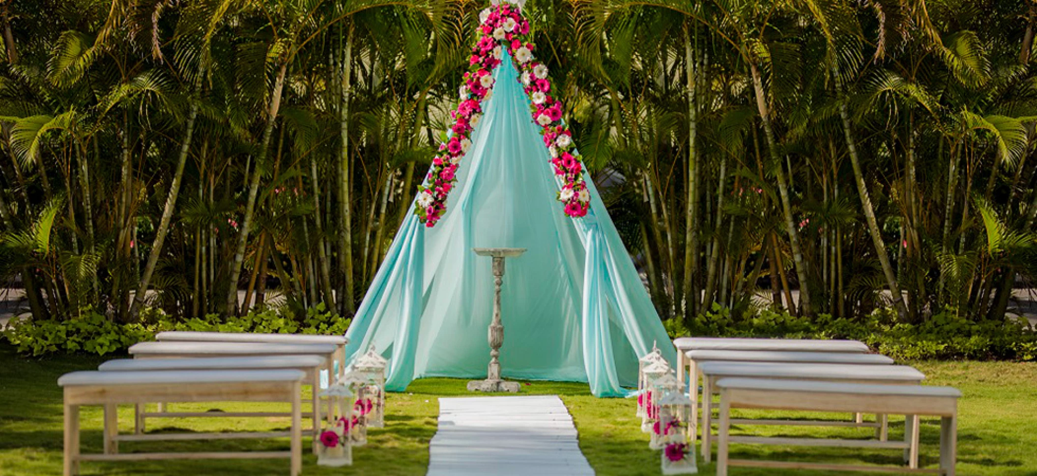 Grand Ballroom Garden venue at El dorado resort