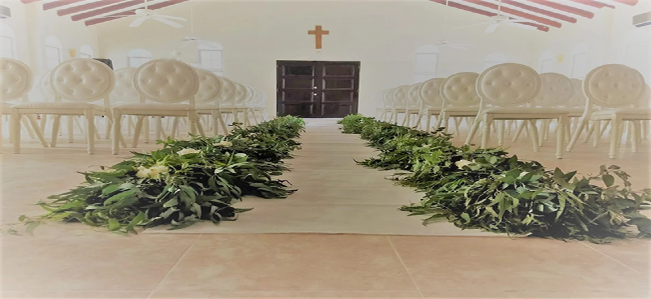 Catholic ceremony in Chapel venue at El dorado maroma