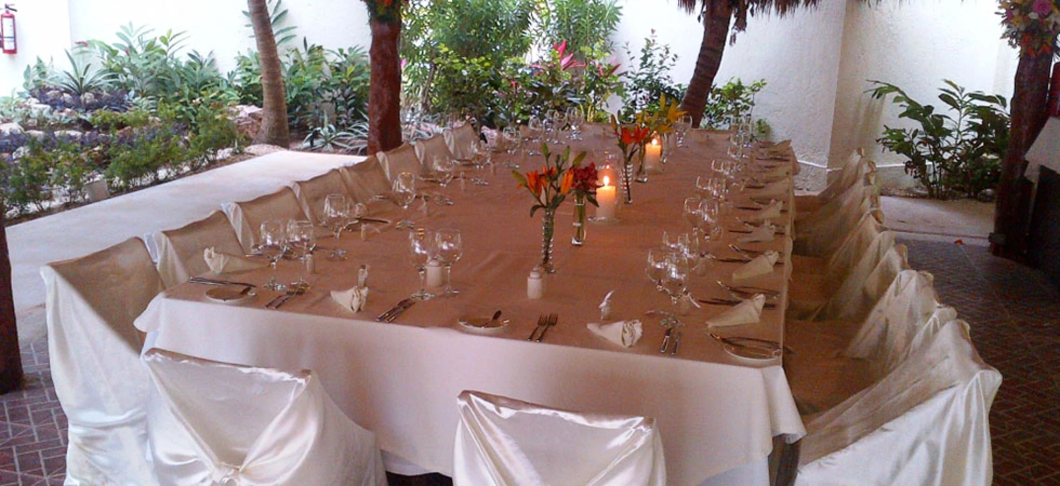 Mios restaurant venue at El dorado maroma