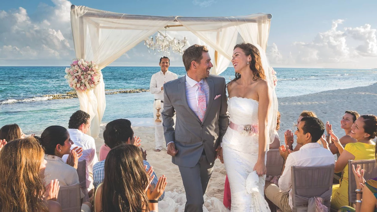 EL DORADO SEASIDE WEDDING BEACH