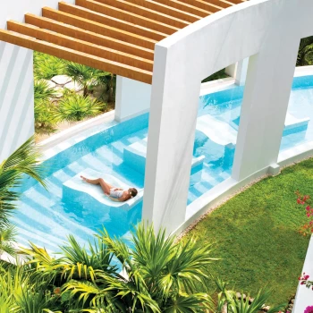 Excellence Playa Mujeres spa pool