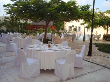 Garibaldi Square Venue at Excellence Riviera Cancun