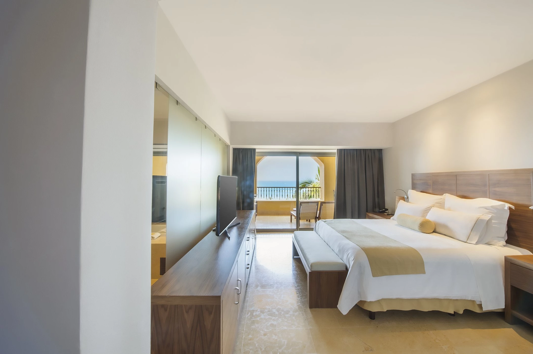 Oceanview suite at Grand Fiesta Americana Los Cabos All inclusive Golf and Spa