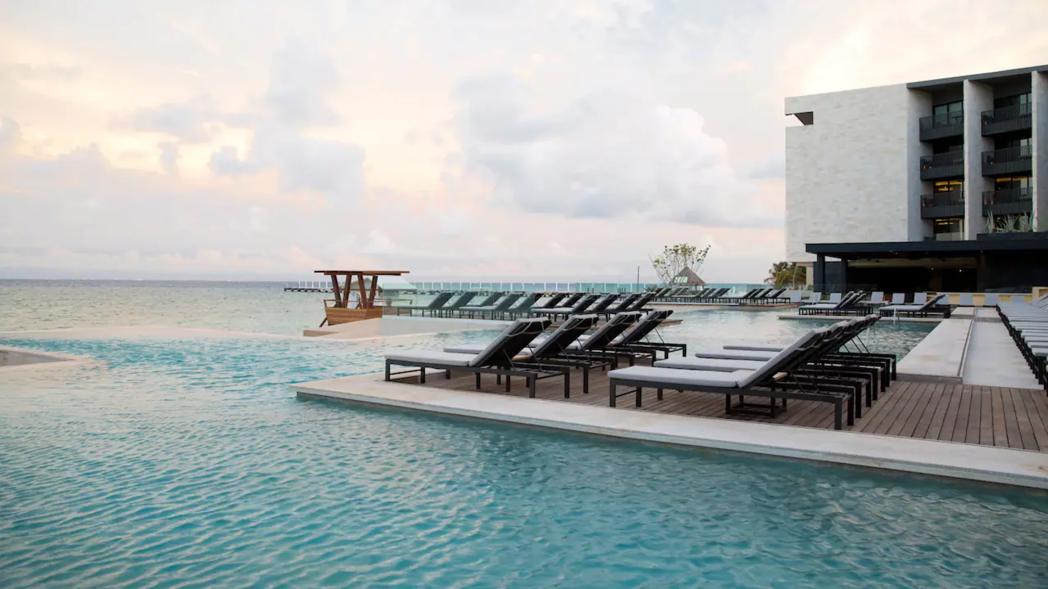 Infinity pool at Grand Hyatt Playa del Carmen