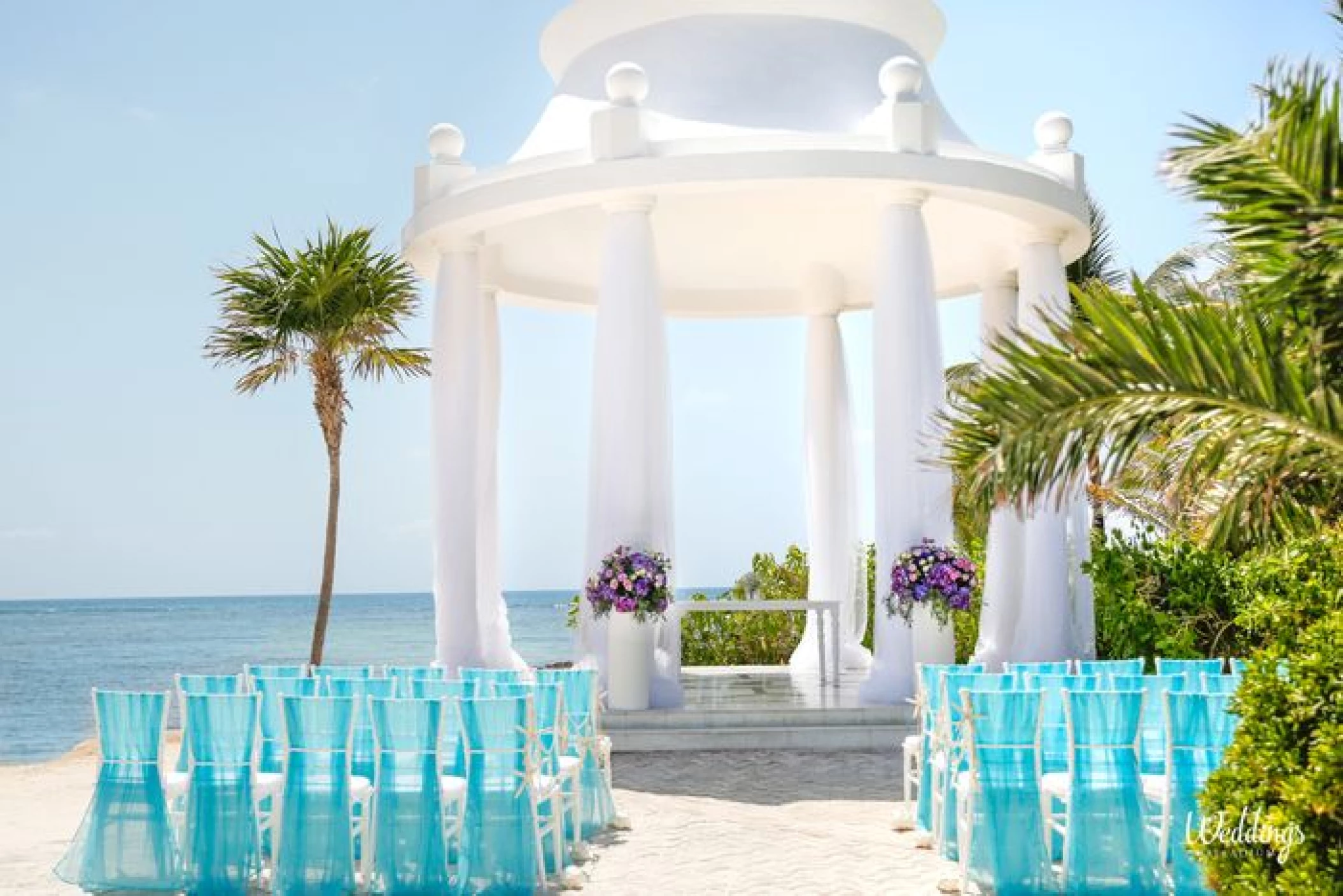 beach gazebo venue at grand palladium colonial resort