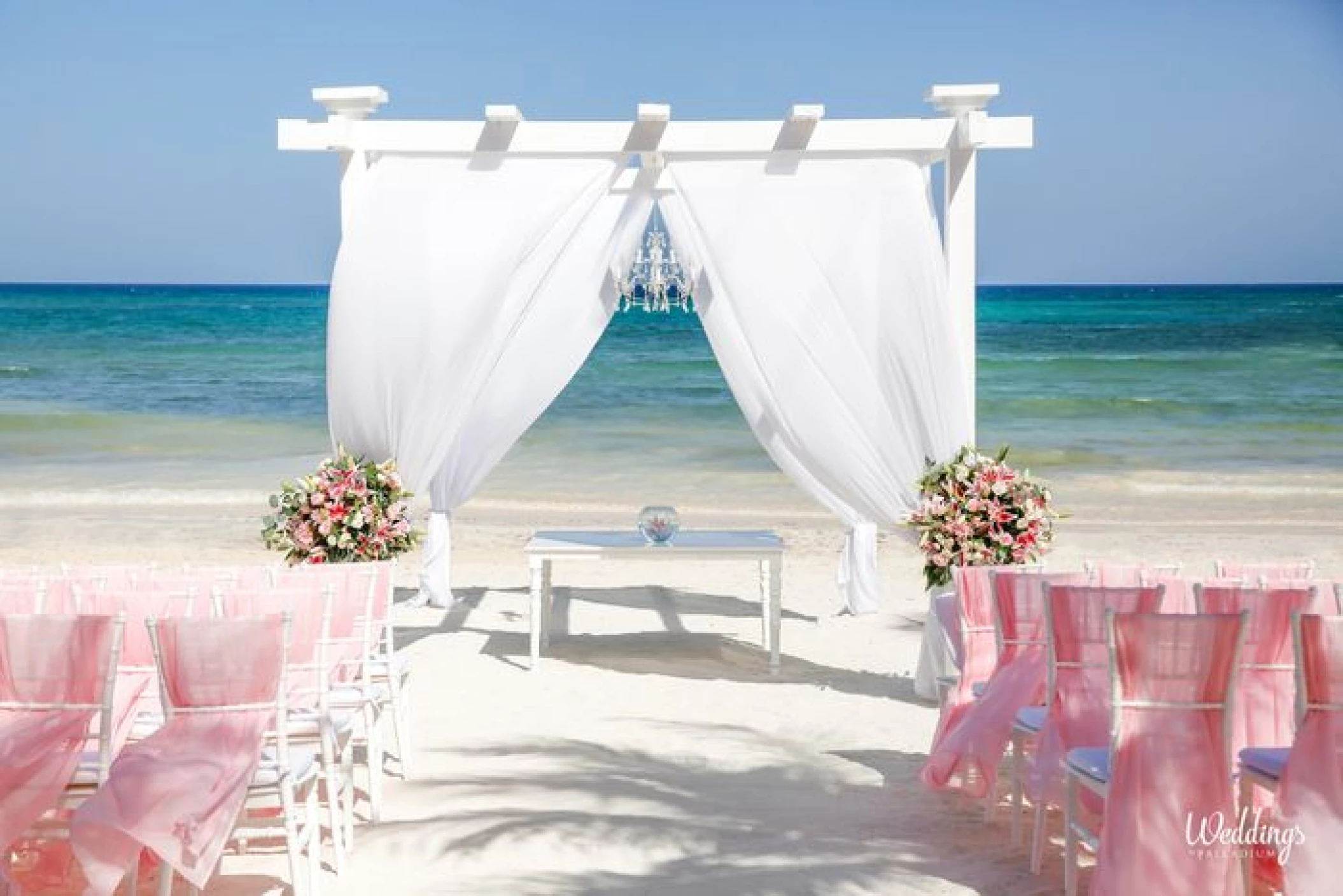 Ceremony in  beach venue at Grand palladium Resort