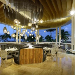 Reception in the infinity saloon bar at Grand Palladium Jamaica