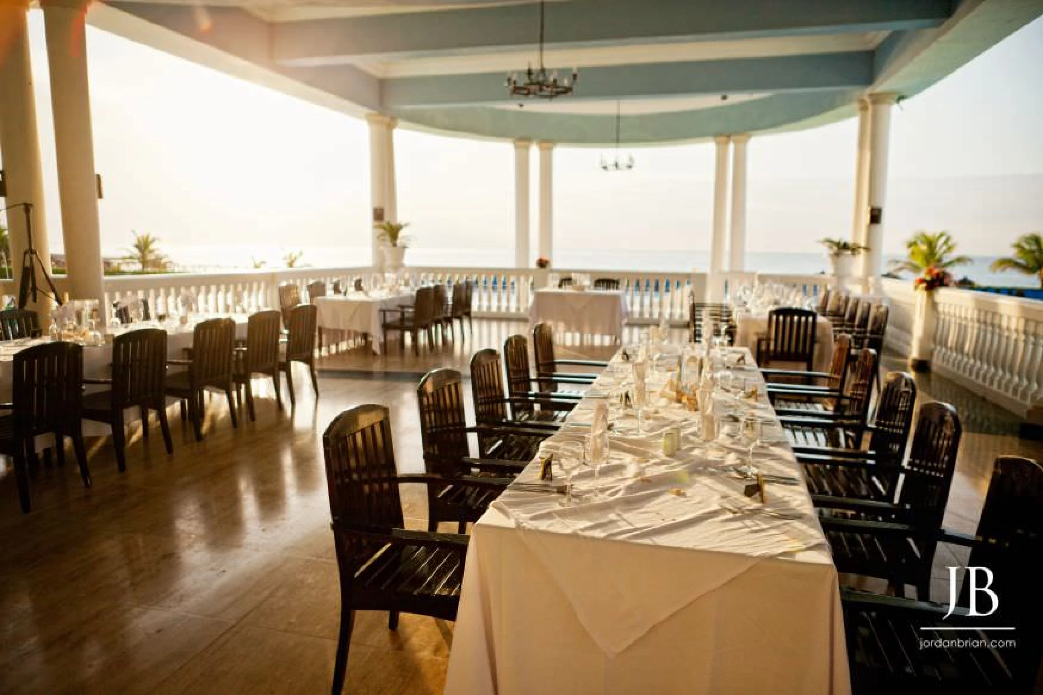 Dinner reception in the infinity saloon bar at grand palladium jamaica