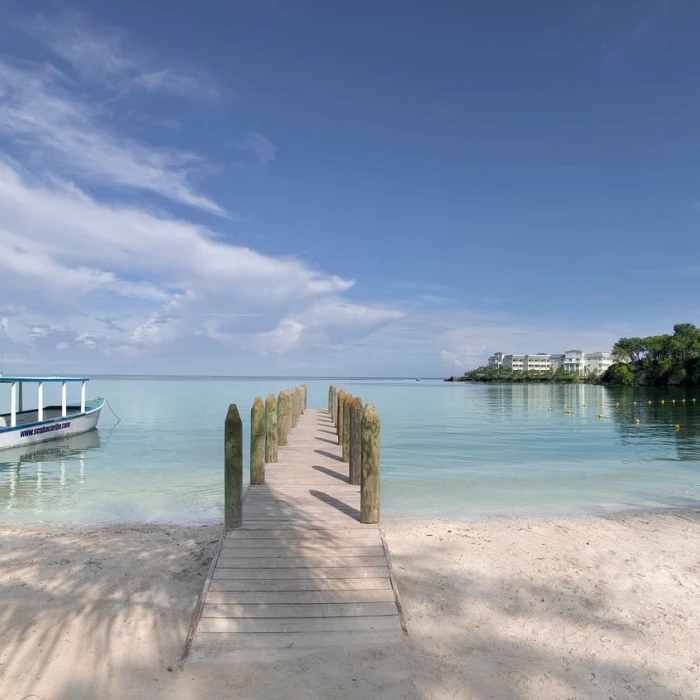 Beach at grand palladium lady hamilton