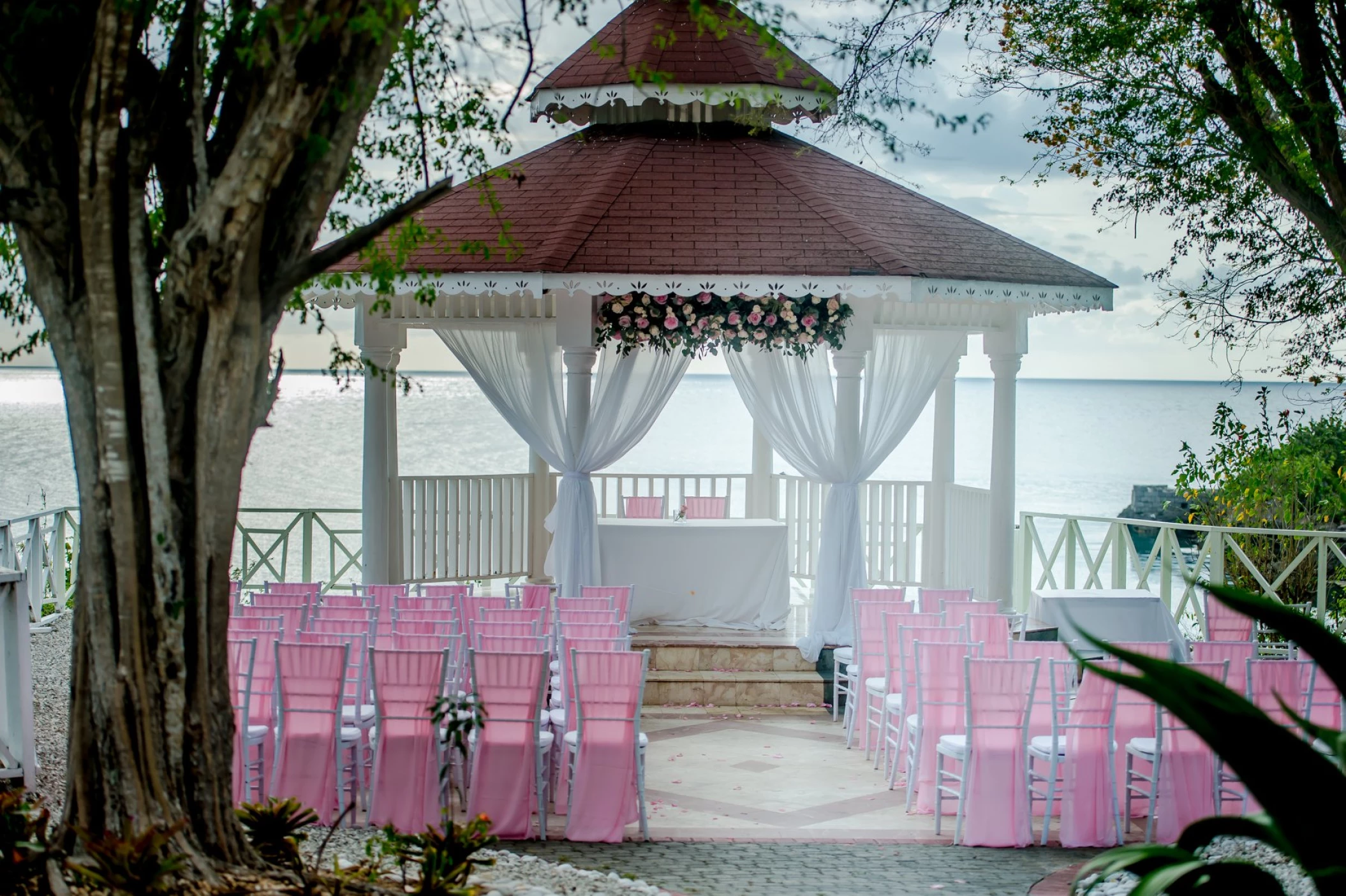 Gazebo at grand palladium lady hamilton