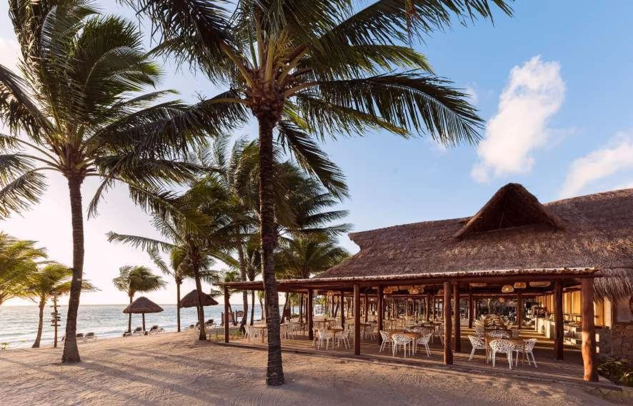 Las Olas Beach Club at Grand Palladium Resort and Spa