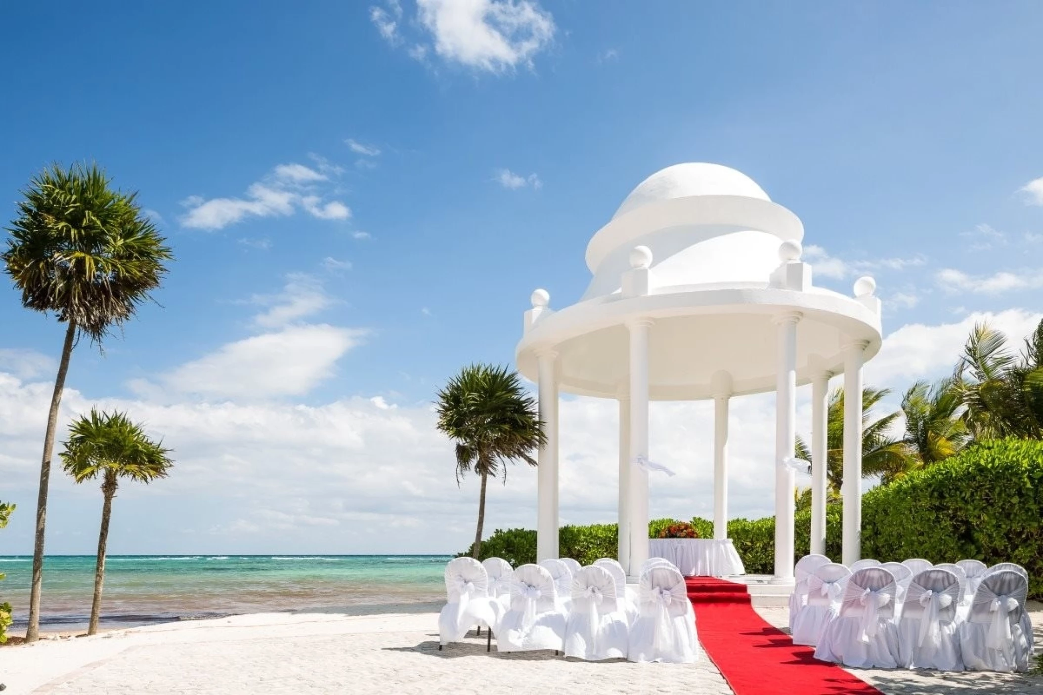 GRAND PALLADIUM GAZEBO