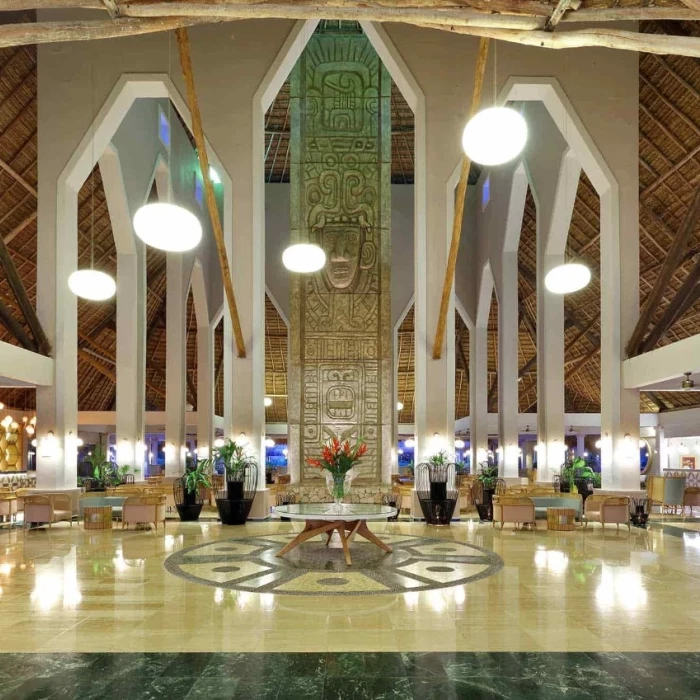 GRAND PALLADIUM WHITE SAND LOBBY