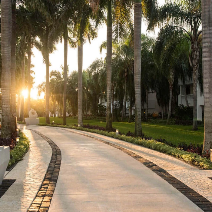 Grand Riviera Princess grounds walkway