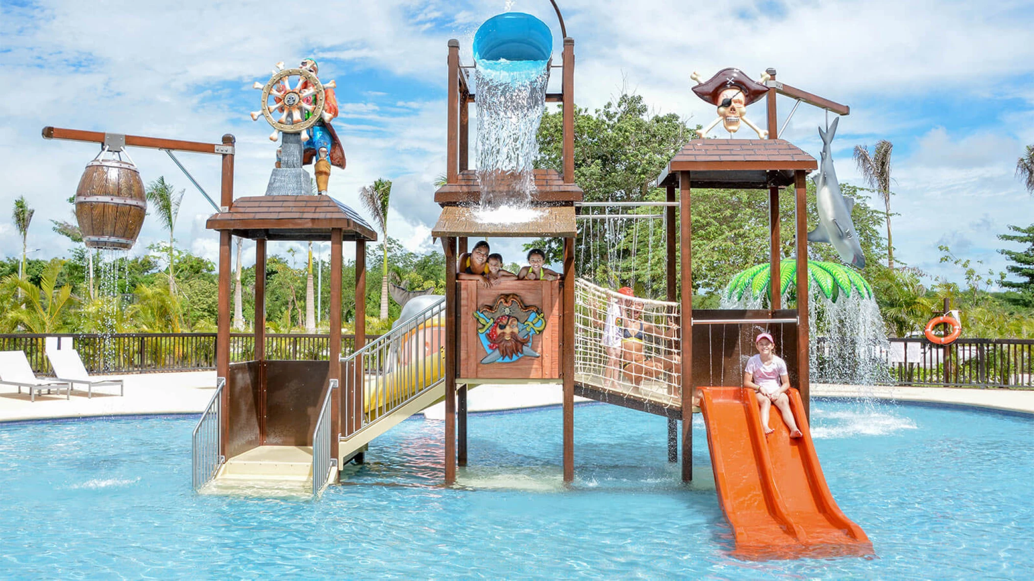 Grand Riviera Princess kids pool with slides