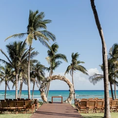 Grand Velas ceremony decor