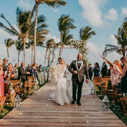 Grand Velas couple wedding ceremony