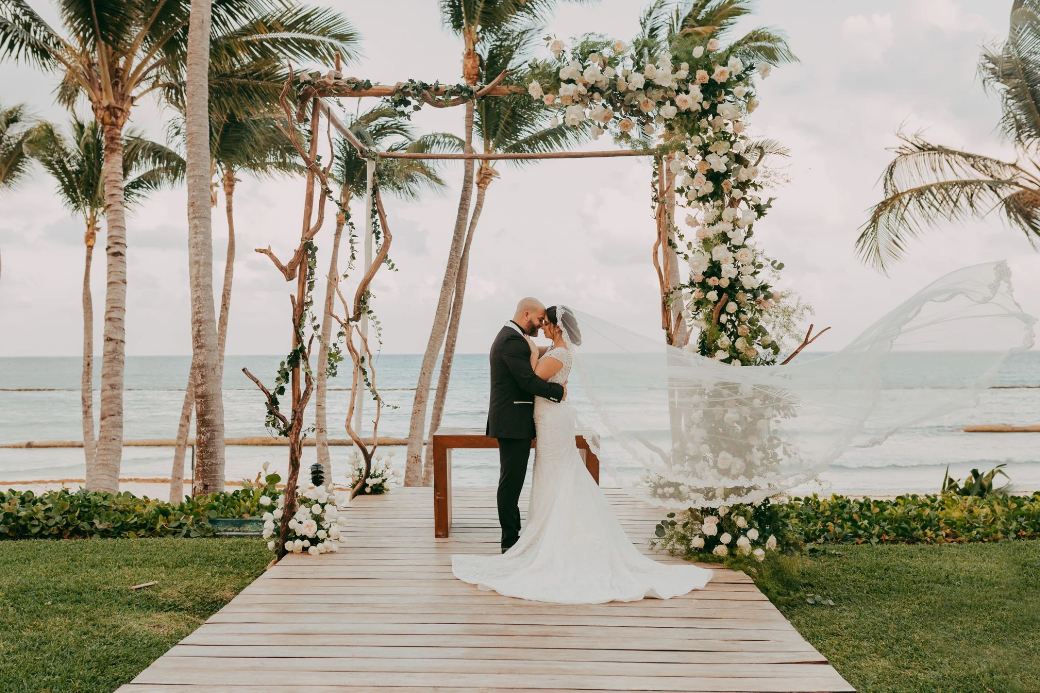 Grand Velas couple