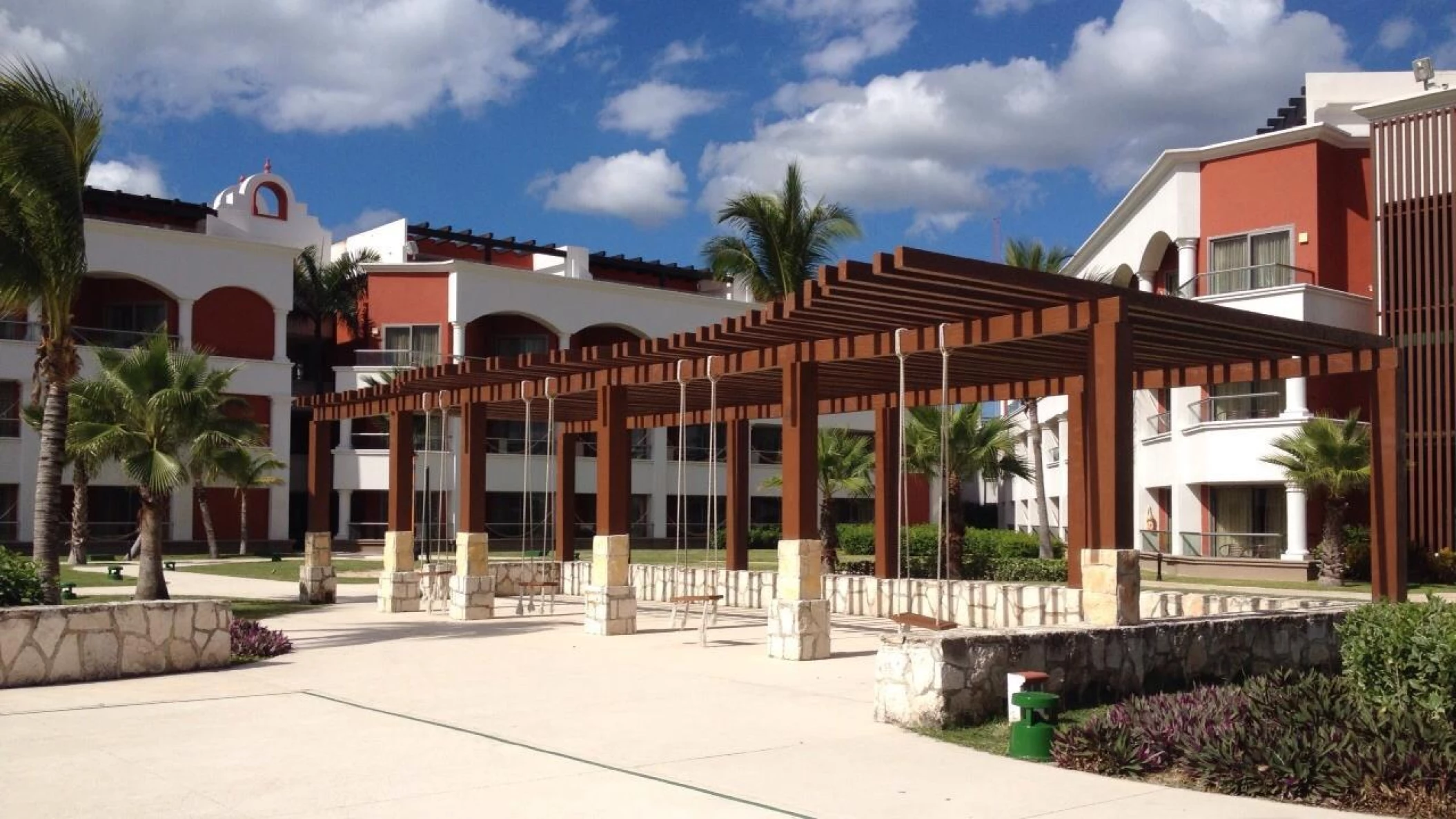 Backyard wedding venue at Hard Rock