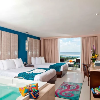 Deluxe suite at Hard Rock Cancun
