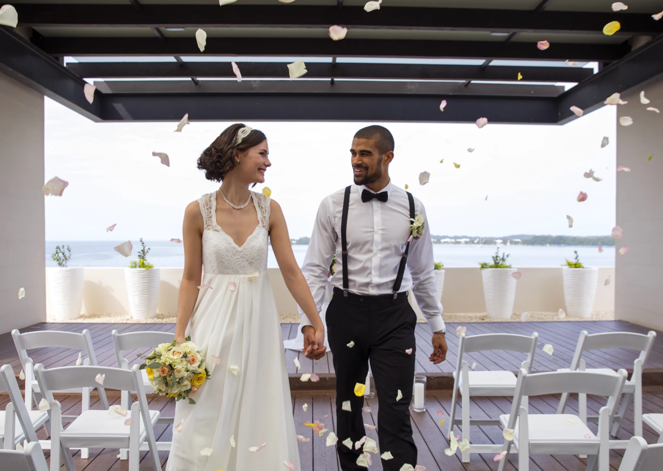 Couple in the sky weddint at Hideaway at Royalton Negril