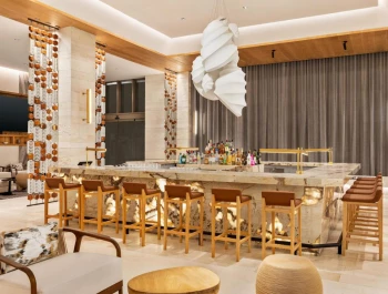 Hilton Cancun Lobby Bar