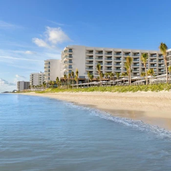 Beach at Hilton Cancun.