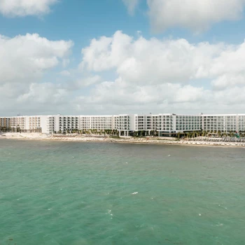 General Front view of Hilton Cancun.