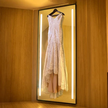Bridal dress at Hilton Cancun.