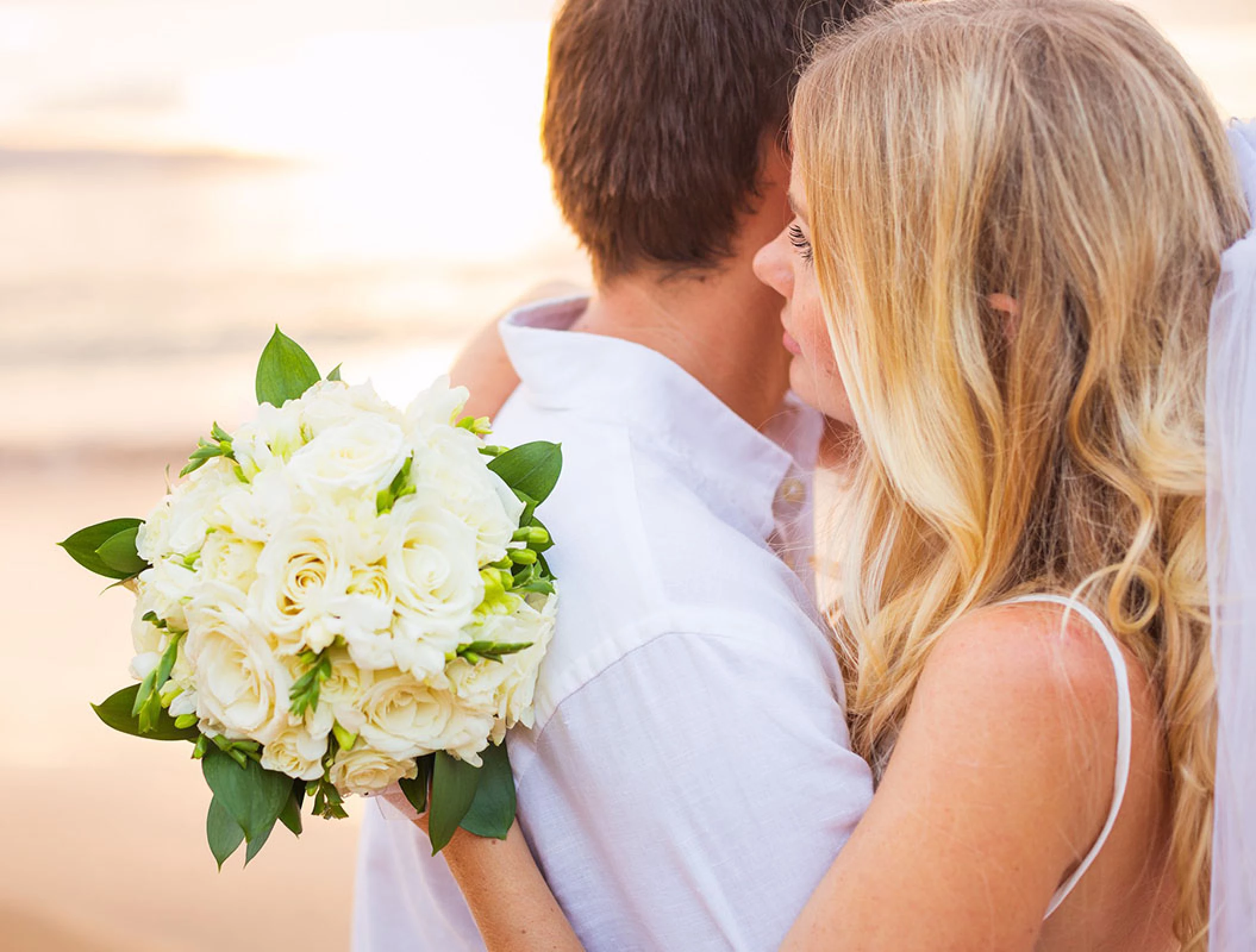 Wedding couple at Hilton Cancun.