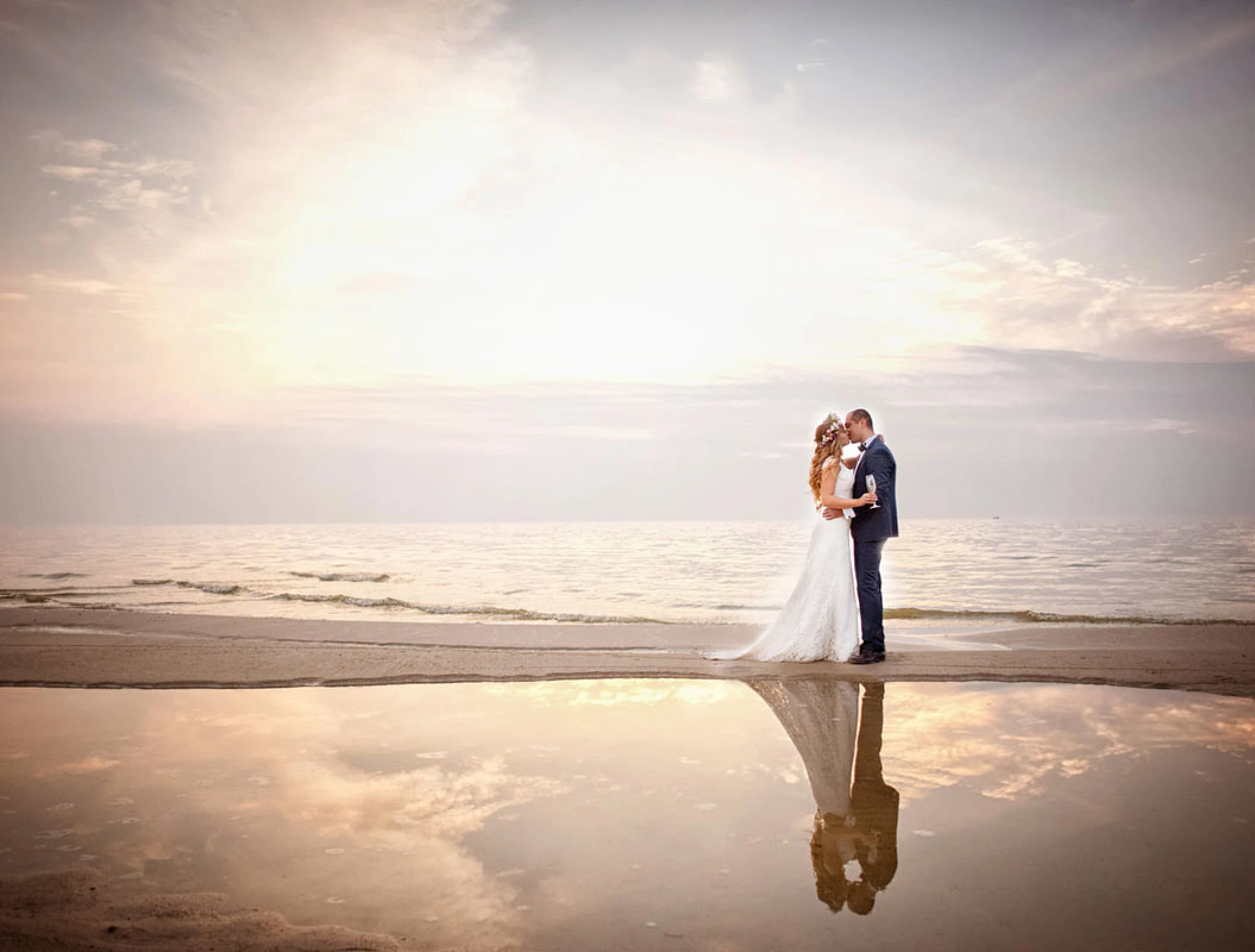 Wedding couple at Hilton Cancun.