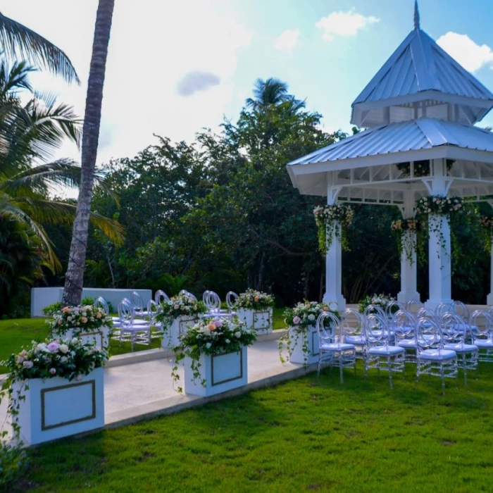 Ceremony decor on garden gazebo at hilton la romana