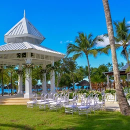 Ceremony decor on garden gazebo at hilton la romana