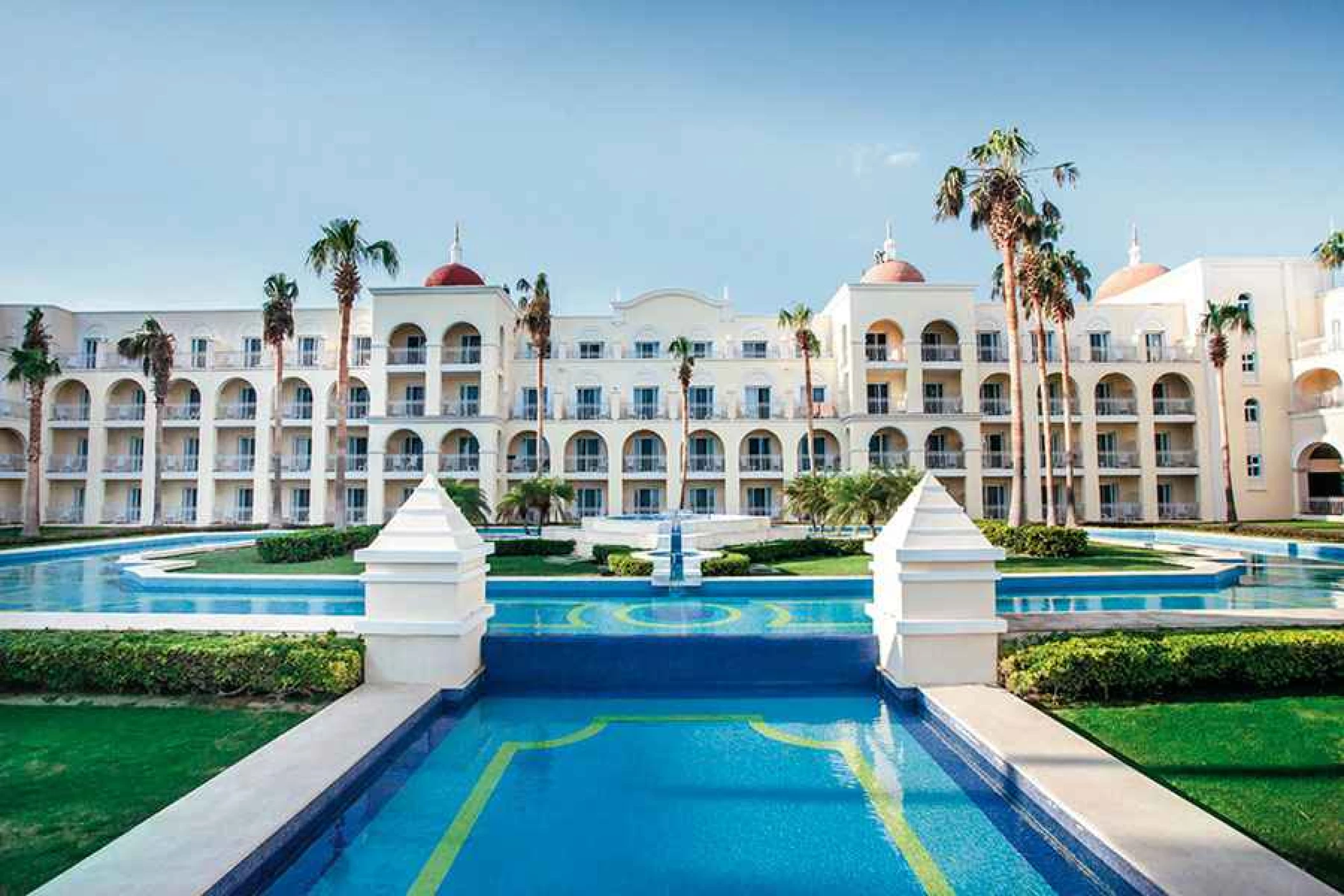 Main pool at Hotel riu palace cabo