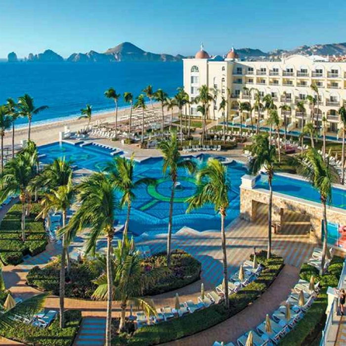 Main pool at Hotel riu palace cabo