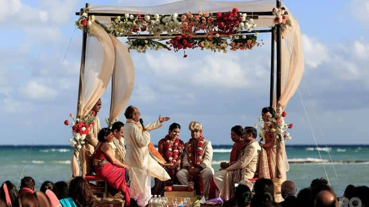 Grand velas asian wedding