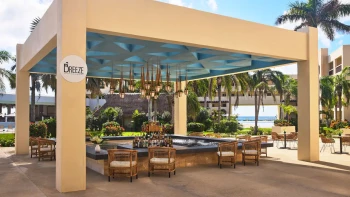 Hyatt Ziva Riviera Cancun Breeze Bar