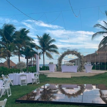 Dinner reception on the garden at Hyatt Ziva Riviera Cancun