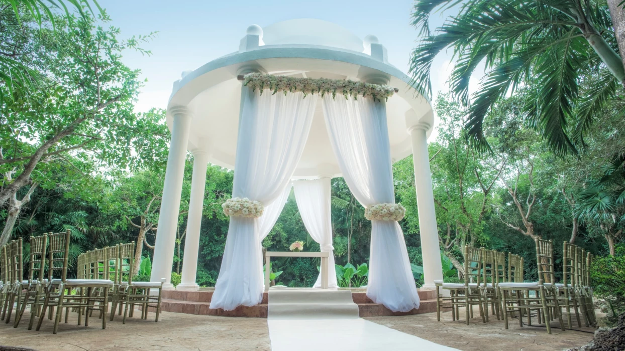 Iberostar Paraiso Beach wedding gazebo venue