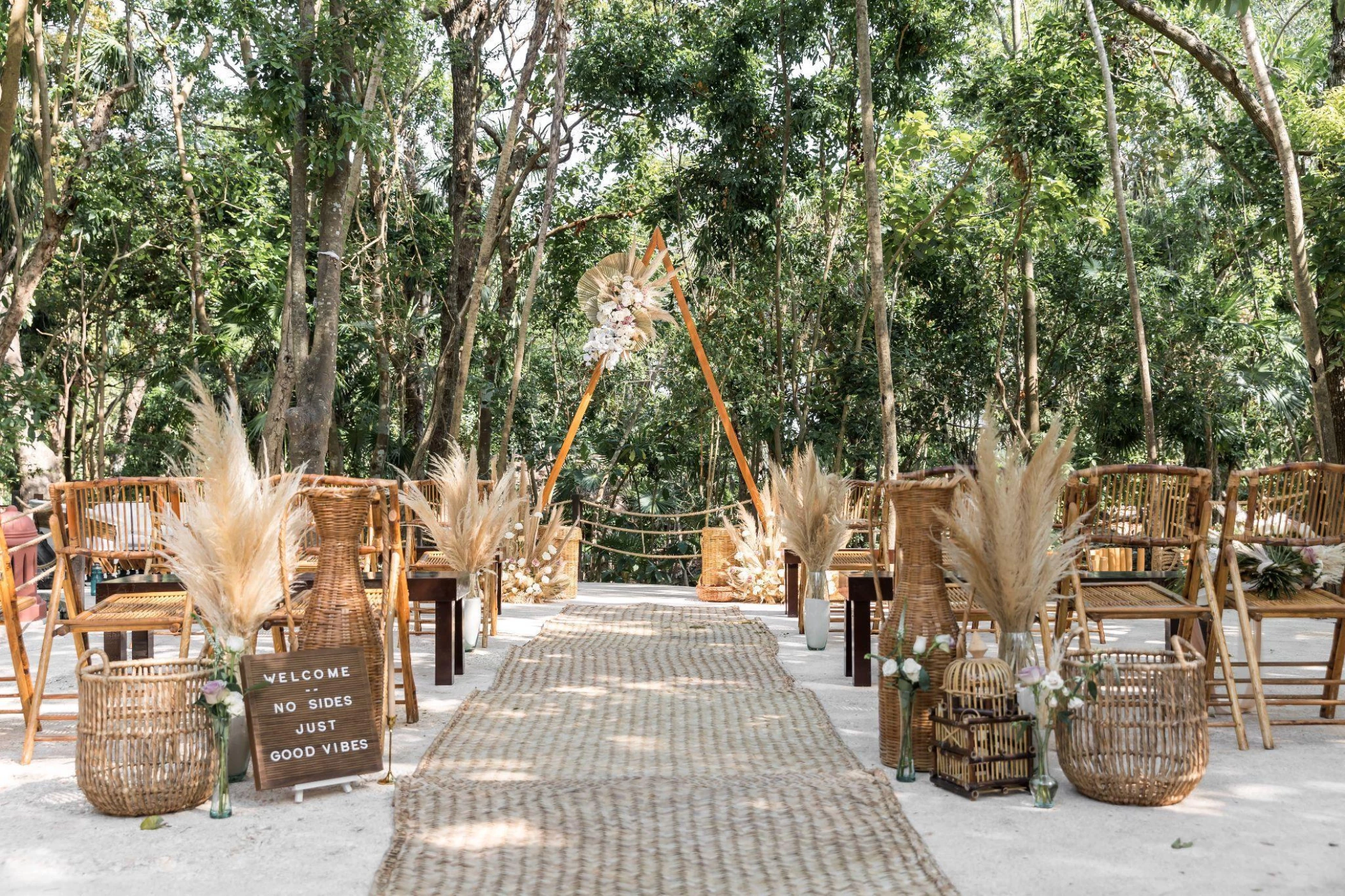 garden reception area for weddings at Iberostar Quetzal and Iberostar Tucan