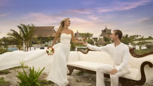 Married couple at Kore Tulum Retreat and Spa Resort