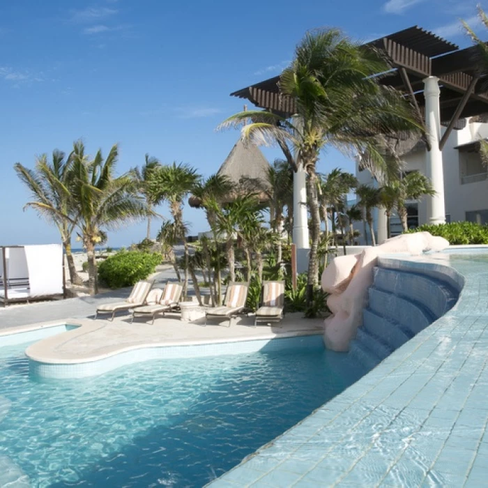 Swimming pool at Kore Tulum Retreat and Spa Resort