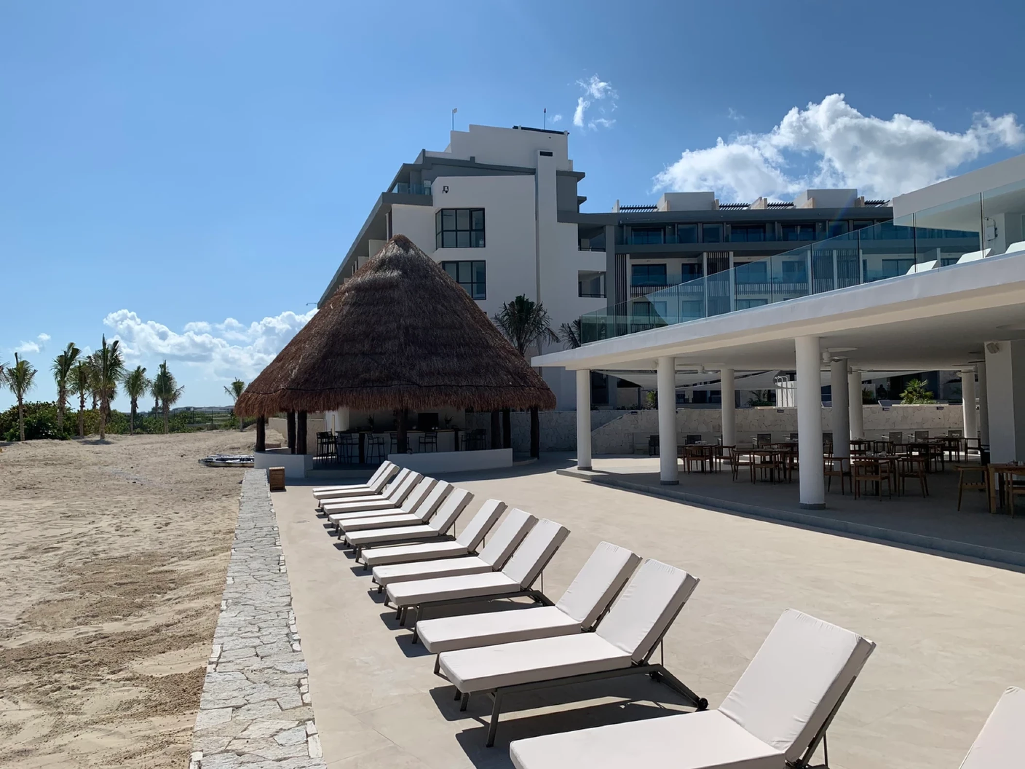 Beach Bar wedding venue at Majestic Costa Mujeres