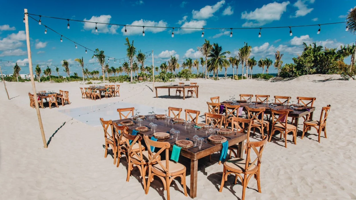 Dinner reception in beach venue at majestic elegance costa mujeres