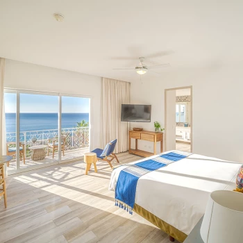 Oceanfront suite at Mar del Cabo by Velas Resort