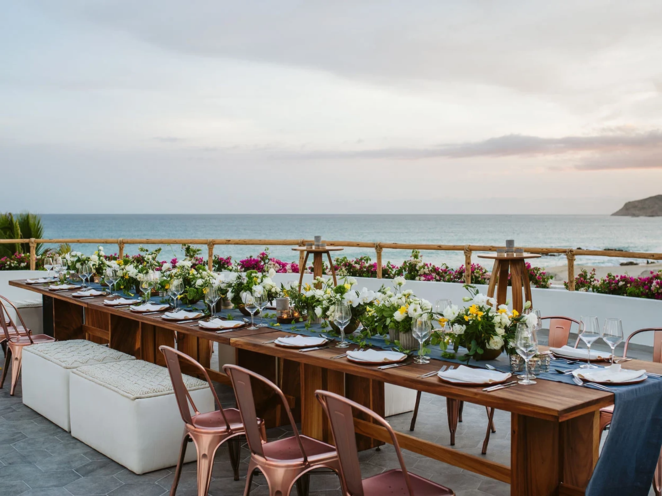 Dinner reception on the encanto rest at Mar del Cabo Resort