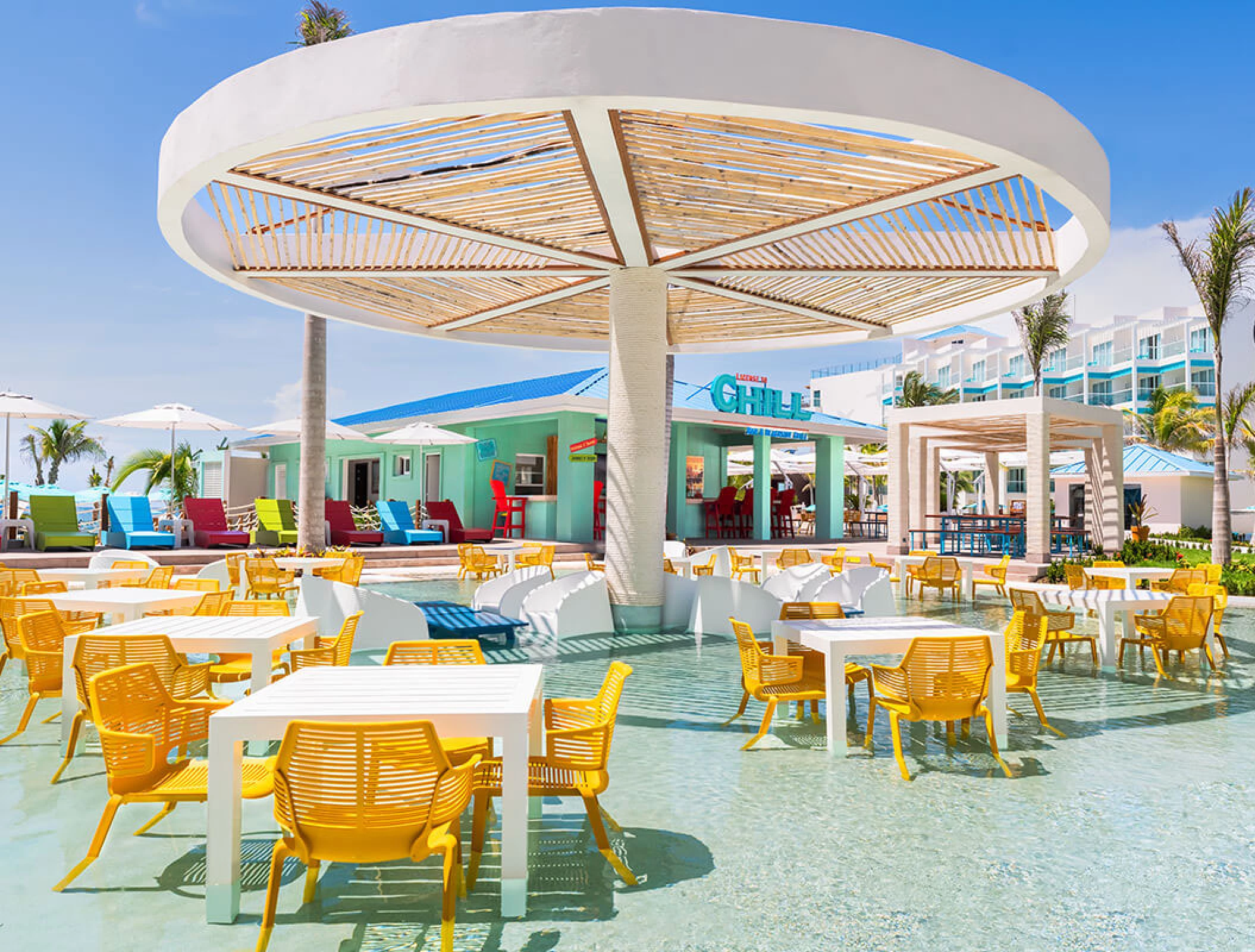 Wet feet bar at Margaritaville Island Reserve Riviera Maya.