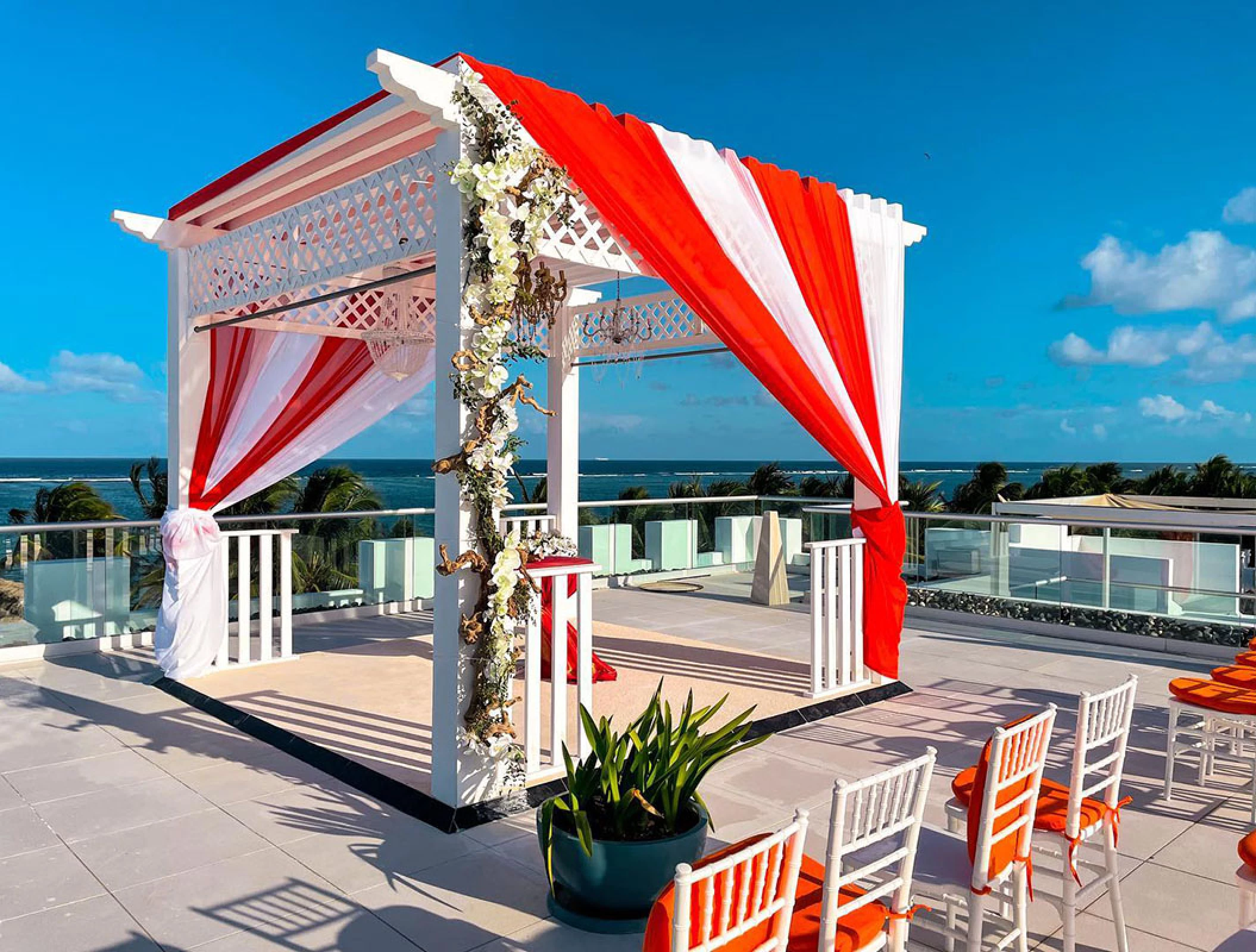 Ceremony decor in Sky Wedding at Margaritaville Island Reserve Riviera Cancun.